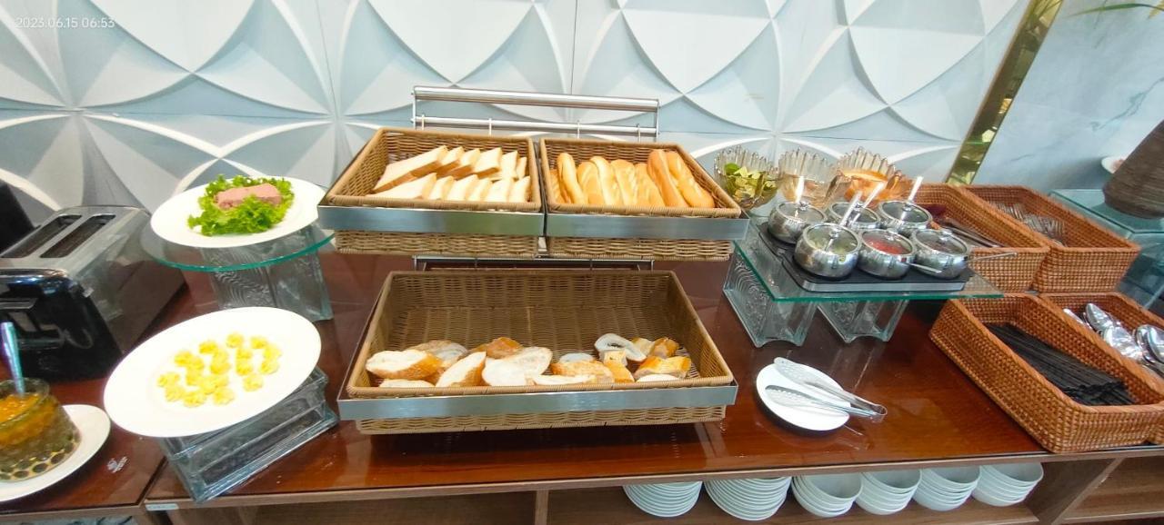 ホテルKhach San Bamboo Sai Gon ホーチミン市 エクステリア 写真